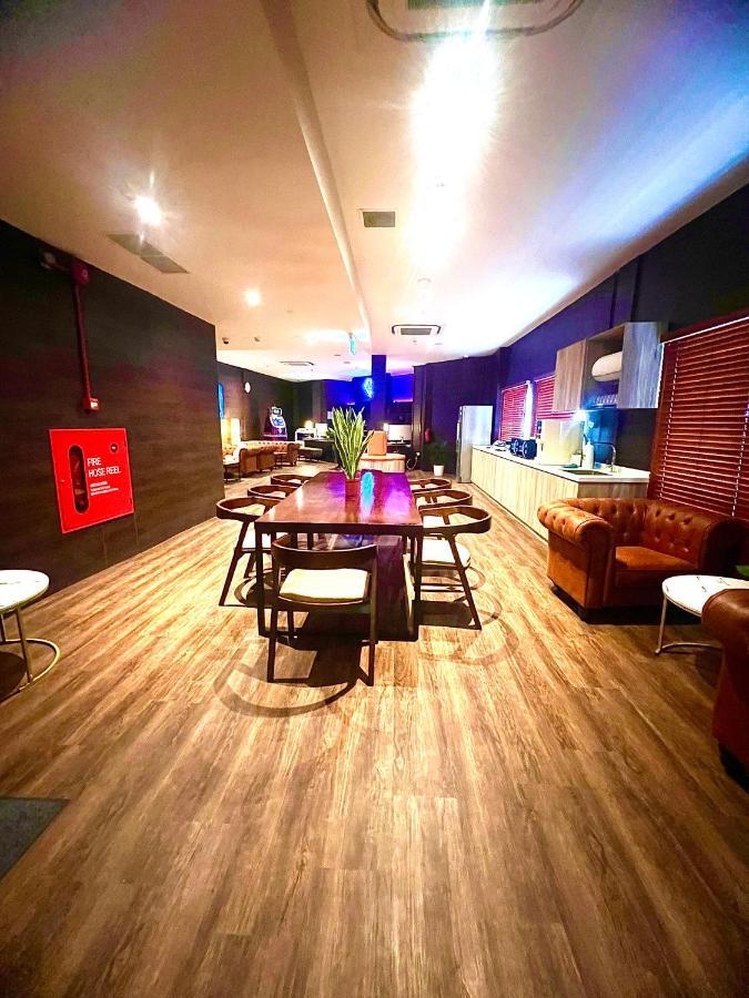 Arena Esports Hotel @ Bugis Village 싱가포르 외부 사진